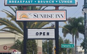 Sunrise Inn By Oyo Titusville Fl